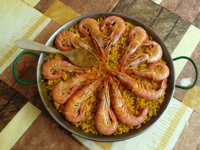 Cosa mangiare a Valencia: piatti tipici valenciani e migliori ristoranti Fideuà-valenciana