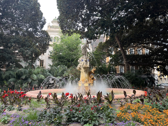 Fontana, Piazza Gabriel Mirò - Alicante