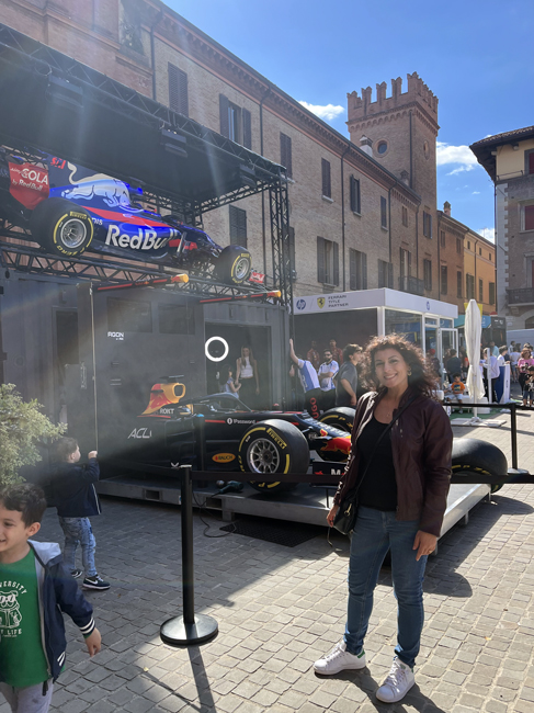 Cosa vedere a Imola in un giorno, oltre l'Autodromo Ferrari Piazza Matteotti, Imola