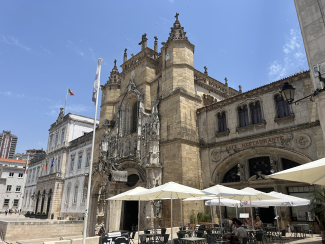 Cosa vedere a Coimbra in mezza giornata o un giorno Monastero de Santa Cruz, Coimbra