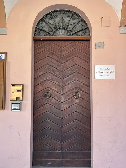 casa-natale-di-enrico-mattei-acqualagna