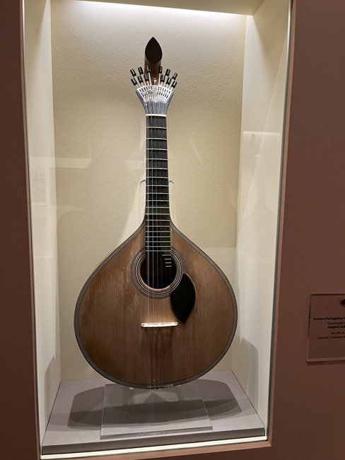 Chitarra portoghese, Museo del Fado - Lisbona