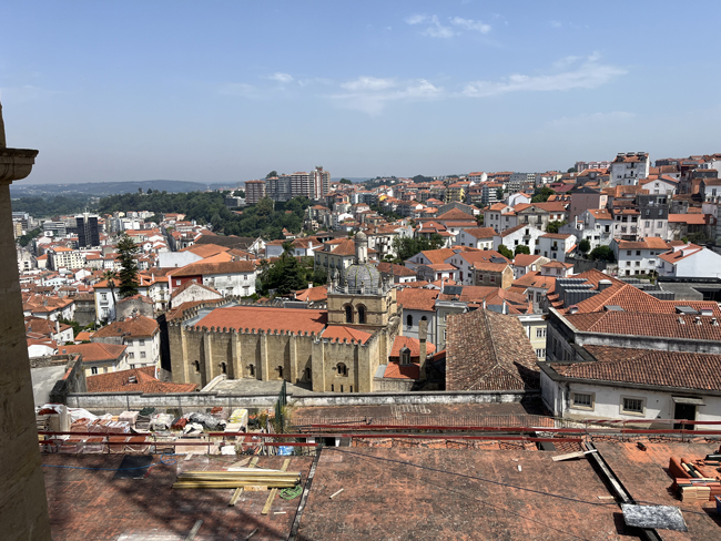 Cosa vedere a Coimbra in mezza giornata o un giorno Panorama su Coimbra dall'Università