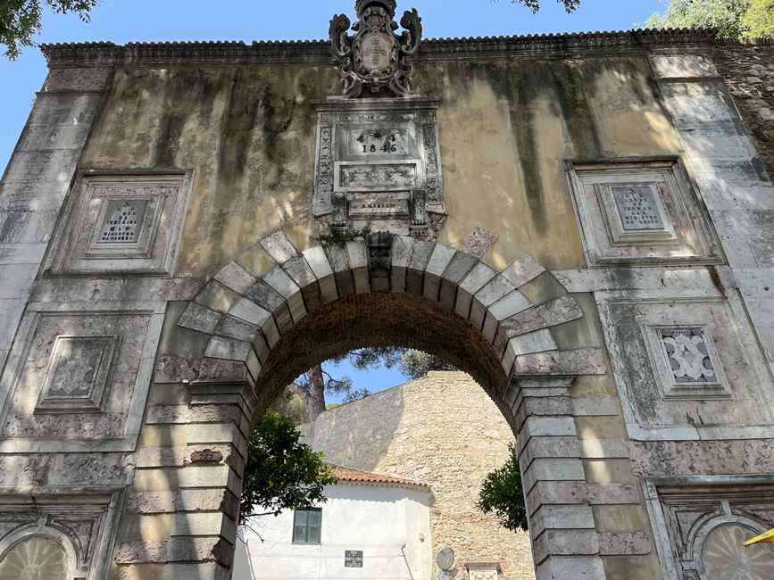 Porta d'ingresso al Castello di S. Giorgio, Lisbona