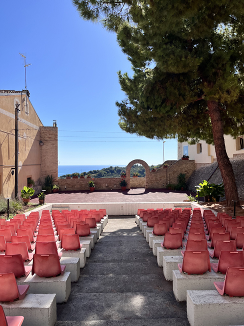 Cosa vedere a San Vito Chietino e dintorni Anfiteatro due pini, San Vito Chietino