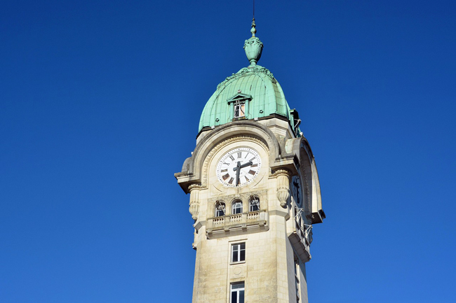 Cosa vedere a Limoges in un giorno: porcellane e non solo Campanile stazione, Limoges