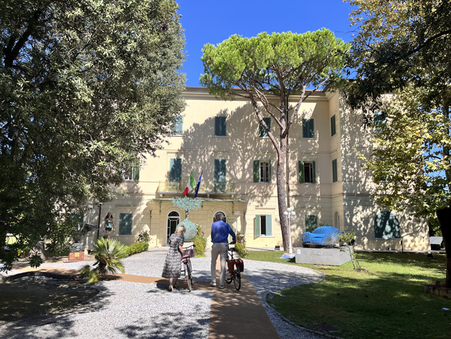 Forte dei Marmi: cosa vedere e fare, dove mangiare, info utili Giardino, Villa Bertelli - Forte dei Marmi
