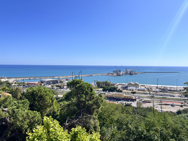 Cosa vedere a Ortona in un giorno vista-sul-trabocco-ortona