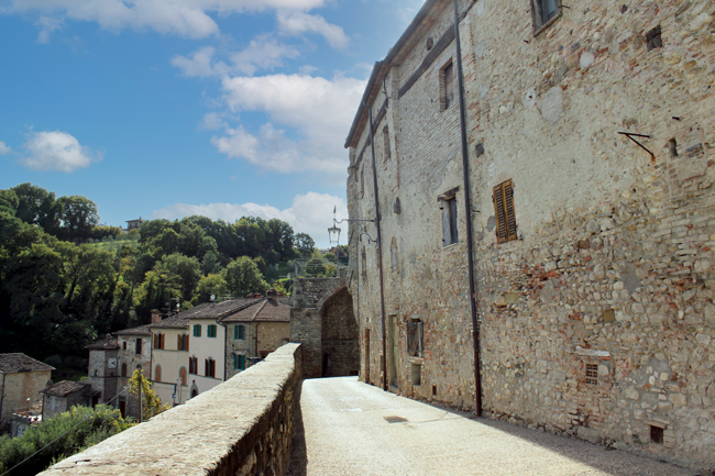 Cosa vedere ad Anghiari e dintorni in un giorno anghiari-via-di-ronda