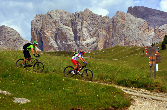 Val di Funes: cosa vedere, escursioni e info Parco Naturale Puez-Odle, Val di Funes