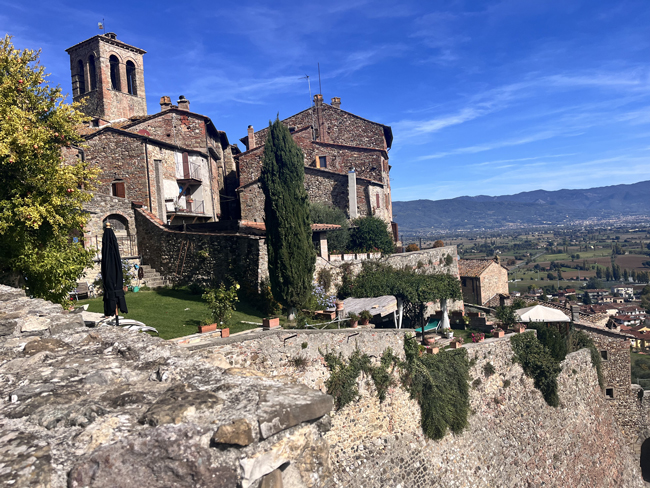 Cosa vedere ad Anghiari e dintorni in un giorno Bastione del Vicario, Anghiari