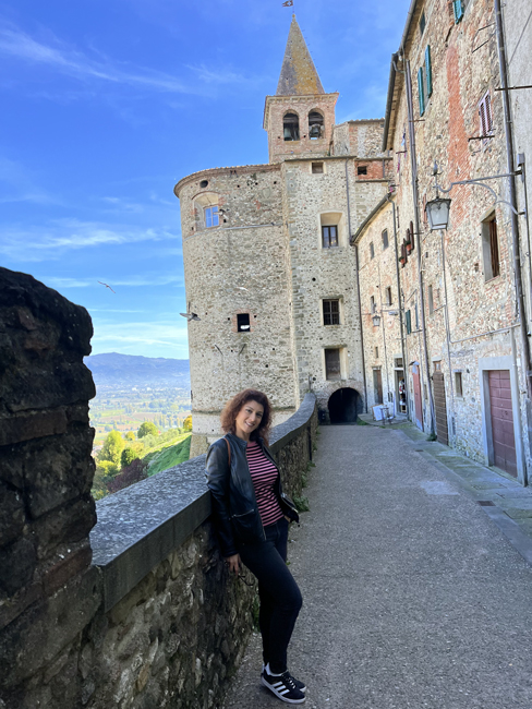 Cosa vedere ad Anghiari e dintorni in un giorno camminamento-di-ronda-anghiari