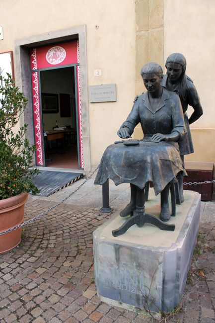 Cosa vedere a Sansepolcro in mezza giornata Museo del Merletto, Sansepolcro