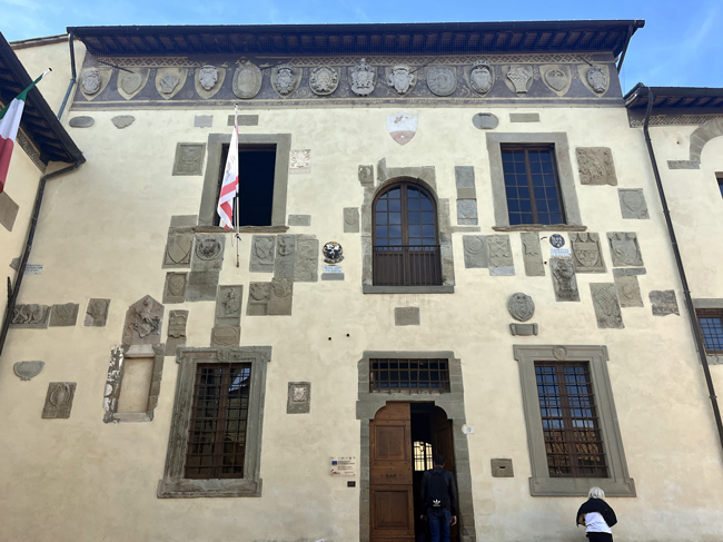 Cosa vedere ad Anghiari e dintorni in un giorno Palazzo Pretorio, Anghiari