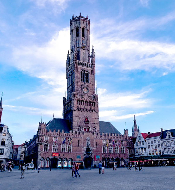 Bruges: cosa vedere in un giorno nella Venezia del Nord Europa Torre Belfort, Bruges