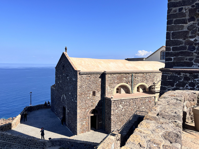 Castelsardo: cosa vedere e fare in un giorno Chiesa di Sant'Antonio Abate, Castelsardo