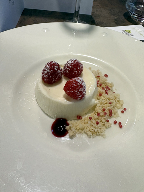 Cosa vedere a Bologna in 2 giorni: arte, mercatini e sapori tipici dolci-ristorante-corbezzoli-bologna