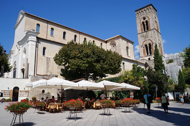 Cosa vedere a Ravello in un giorno, perla della Costiera Amalfitana Duomo di Ravello (Photo Credits: Wikimedia Commons)