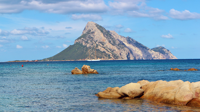 Nord Sardegna on the road: ecco le tappe per un tour estivo in auto Golfo di Olbia