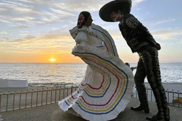Puerto Vallarta: cosa fare e vedere tra tour, spiagge e tramonti puerto vallarta cosa vedere e fare tour esperienze spiagge