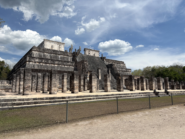 Visitare Chichén Itzà: info e consigli per vedere una delle 7 meraviglie al mondo Tempio dei Guerrieri, Chichén Itzà