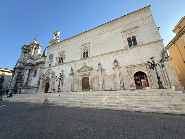 Cosa vedere a Sulmona in mezza giornata, itinerario e mappa Complesso della Santissima Annunziata, Sulmona