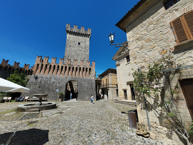 Cosa vedere a Vigoleno in un giorno Castello di Vigoleno