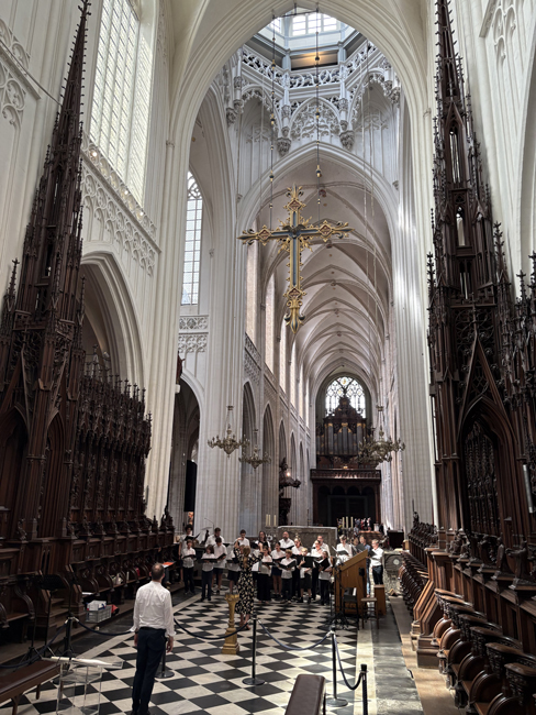 Cosa vedere in un giorno ad Anversa: itinerario e mappa Interno, Cattedrale di Anversa