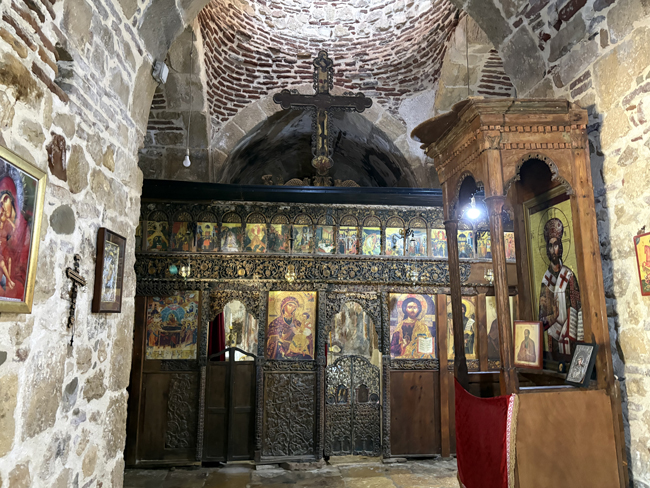 Cosa vedere a Valona in un giorno a piedi Interno, Monastero di Zvernec, Valona