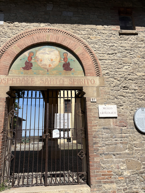 Cosa vedere a Castell'Arquato e dintorni, borgo medievale Museo Geologico G. Cortesi, Ospedale Santo Spirito - Castell’Arquato