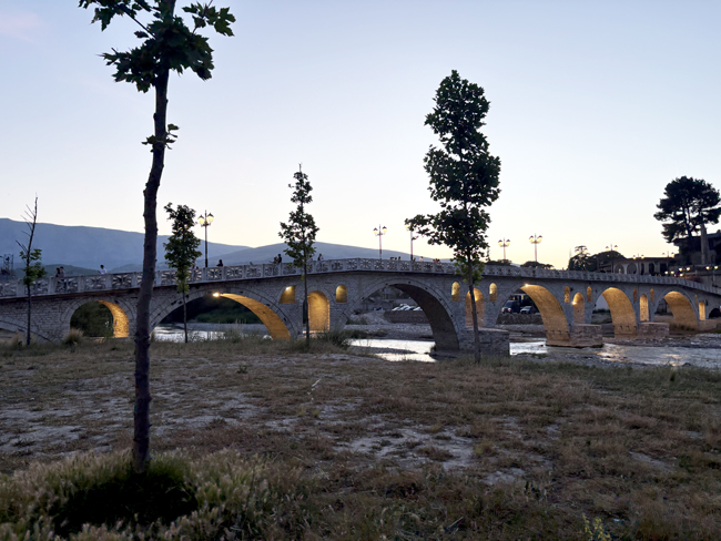 Cosa vedere a Berat Albania, la città dalle mille finestre Ponte Gorica, Berat