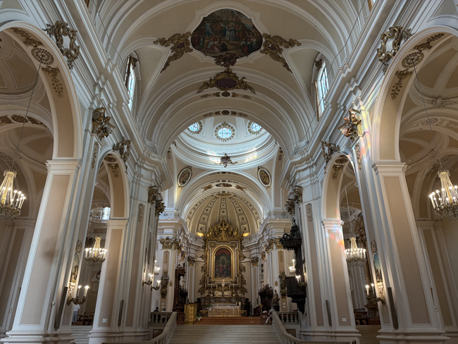 Cosa vedere a Chieti in un giorno: itinerario e mappa Interno, Duomo di Chieti